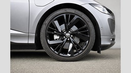 I-Pace 8