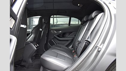 I-Pace 11