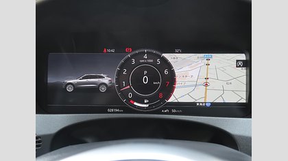 F-Pace 42