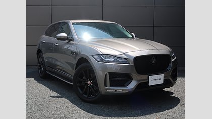 F-Pace 47