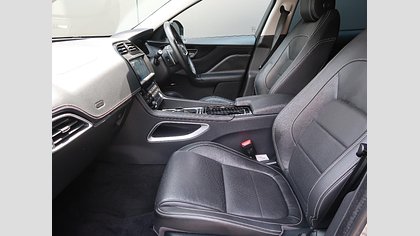 F-Pace 12