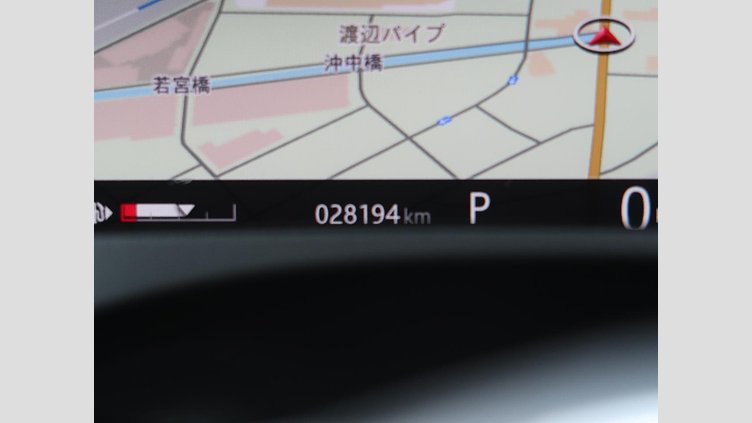 2018 認定中古車 Jaguar F-Pace Silicon Silver 2.0L I4 Pet Mid DOHC AJ200 Ｒ－スポーツ