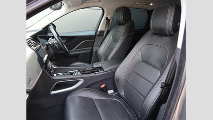 F-Pace 2