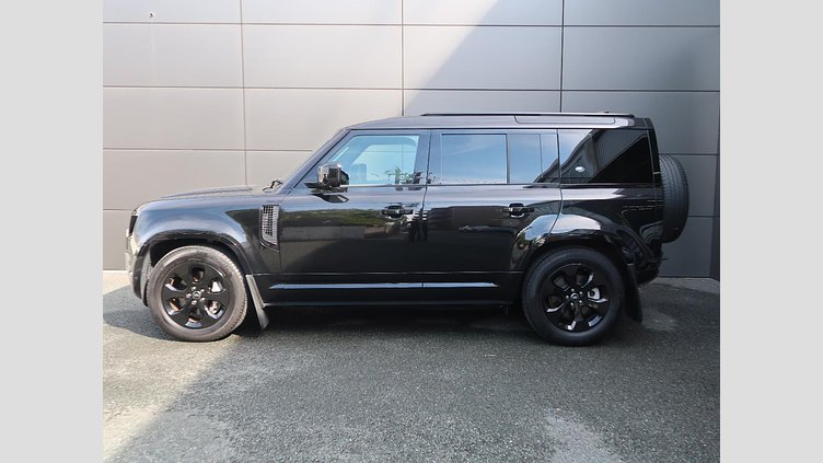 2024 認定中古車 Land Rover Defender 110 サントリーニブラック D300 AWD（AT） XダイナミックSE