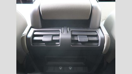 Defender 110 29