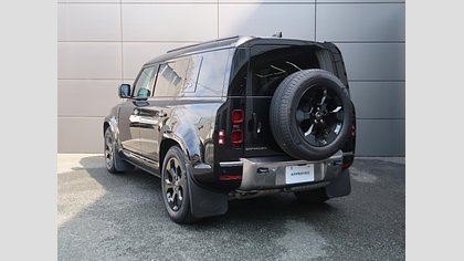 Defender 110 51