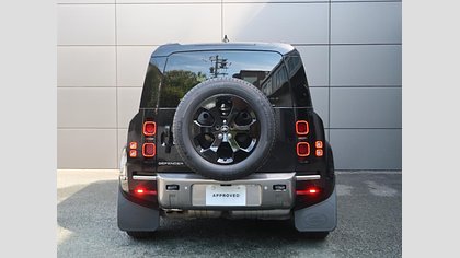 Defender 110 52