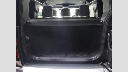Defender 110 54