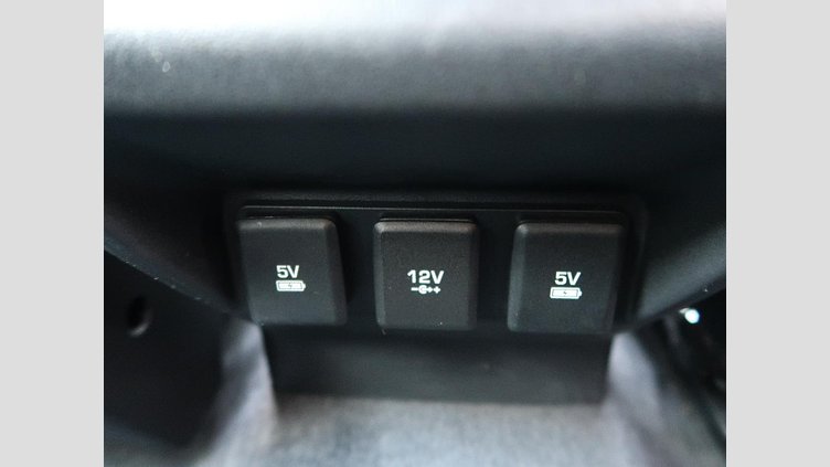 2019 認定中古車 Land Rover Range Rover Evoque サントリーニブラック D180 R-DYNAMIC SE