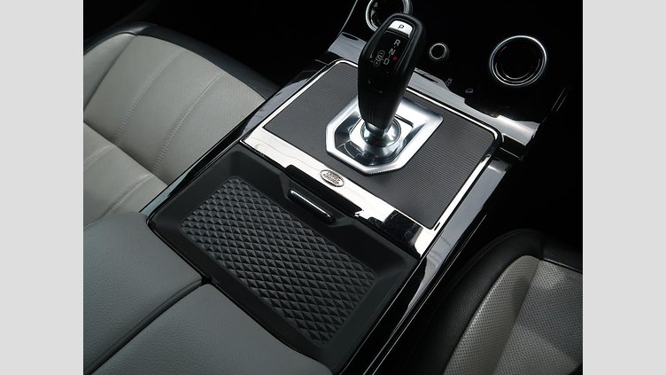 2019 認定中古車 Land Rover Range Rover Evoque サントリーニブラック D180 R-DYNAMIC SE
