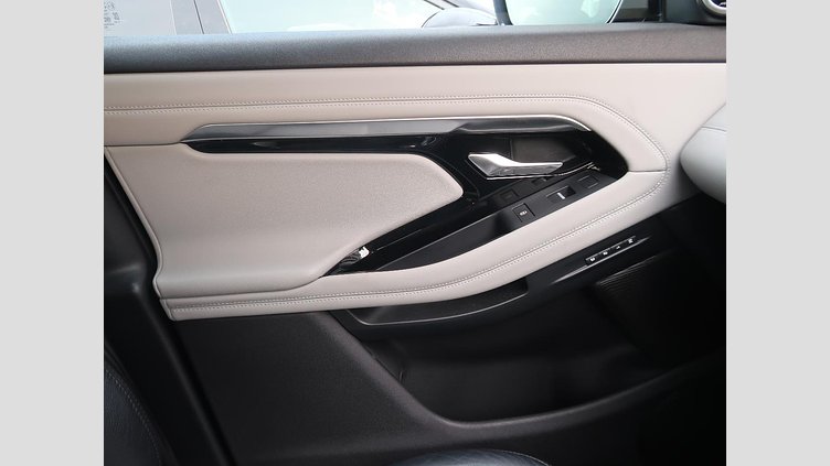 2019 認定中古車 Land Rover Range Rover Evoque サントリーニブラック D180 R-DYNAMIC SE