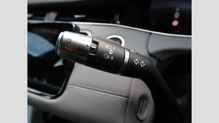 2019 認定中古車 Land Rover Range Rover Evoque サントリーニブラック D180 R-DYNAMIC SE
