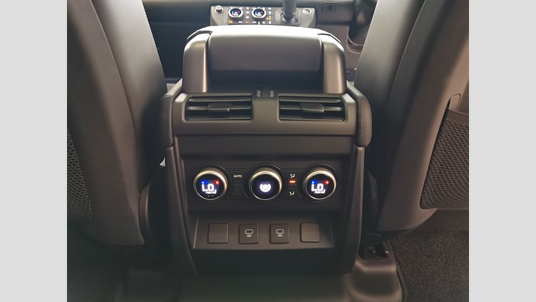 2023 認定中古車 Land Rover Defender 110 カルパチアングレイ P525 AWD (AT) V8 CARPATHIAN EDITION