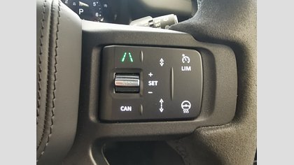 Defender 110 26