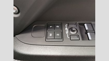 Defender 110 31
