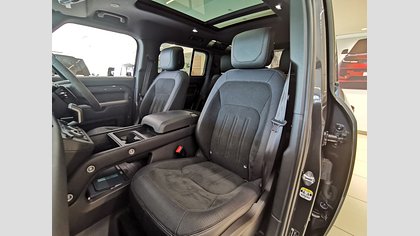 Defender 110 2