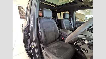 Defender 110 16