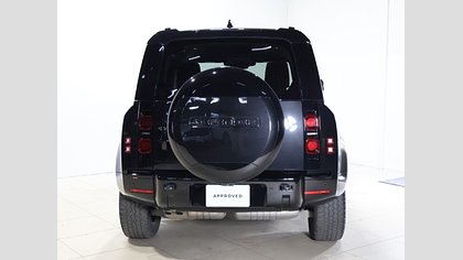 Defender 110 6