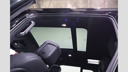 Defender 110 13