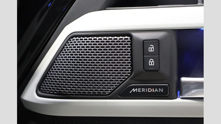 2023 認定中古車 Land Rover Defender 110 サントリーニブラック D300 AWD（AT） X-DYNAMIC HSE