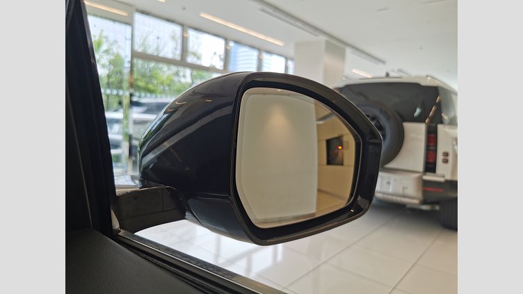 2022 認定中古車 Jaguar F-Pace ハクバシルバー P250 AWD（オートマチック） S