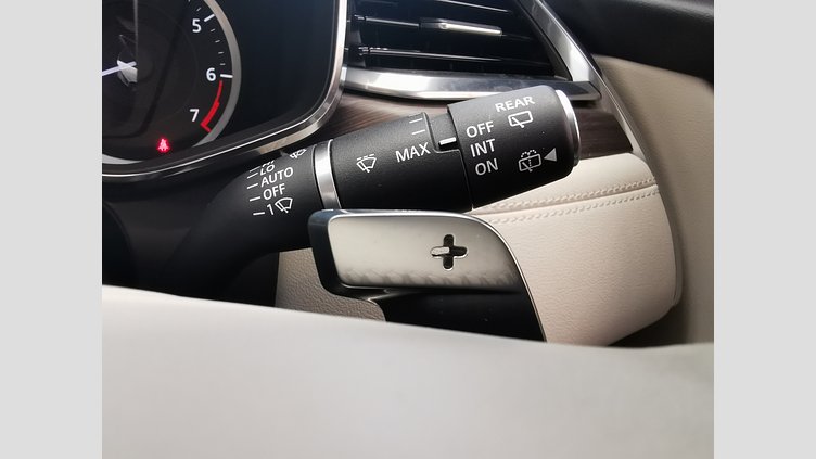 2022 認定中古車 Jaguar F-Pace ハクバシルバー P250 AWD（オートマチック） S