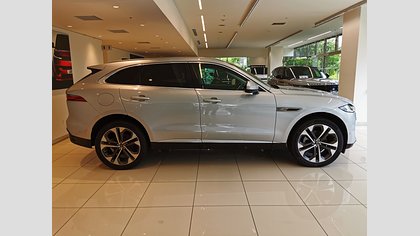 F-Pace 12