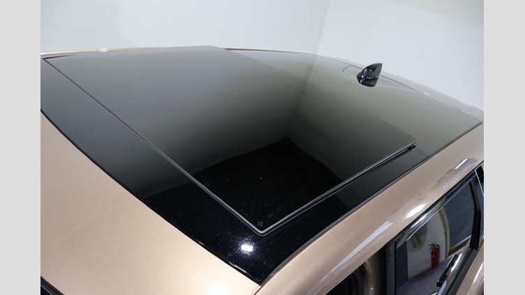 2024 認定中古車 Land Rover Range Rover Evoque コリンシアンブロンズ P300eプラグインハイブリッド（ガソリン） スタンダードホイールベース AUTOBIOGRAPHY