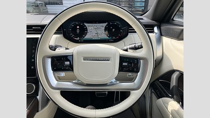 Range Rover 23