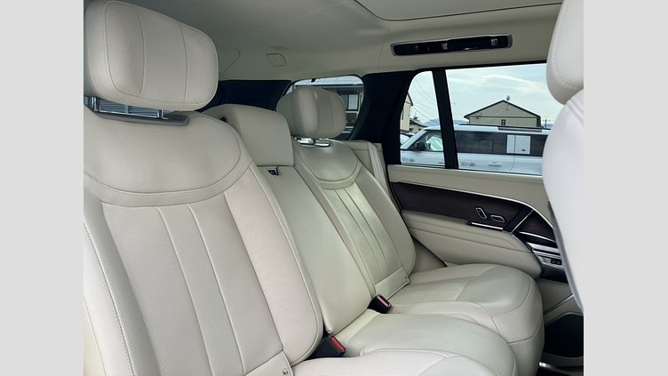 2023 認定中古車 Land Rover Range Rover シャラントグレー P530 AWD（AT） スタンダードホイールベース AUTOBIOGRAPHY