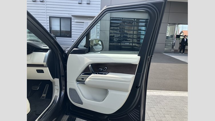 2023 認定中古車 Land Rover Range Rover シャラントグレー P530 AWD（AT） スタンダードホイールベース AUTOBIOGRAPHY