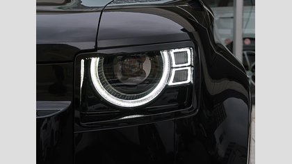 Defender 110 12