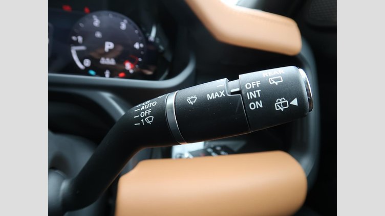 2022 認定中古車 Land Rover Defender 110 Santorini Black 3.0 litre i6D​ ダイナミックＨＳＥ Ｄ３００ エアサスペンション装着車