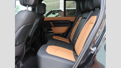 Defender 110 33