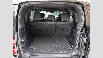 Defender 110 54