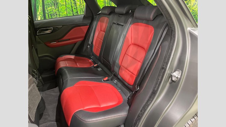 2018 認定中古車 Jaguar F-Pace Yulong White 2.0L I4 Pet Mid DOHC AJ200 R-SPORTS