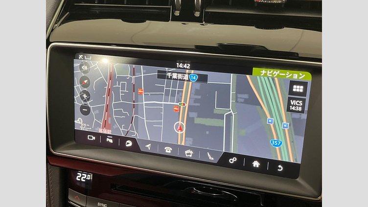 2018 認定中古車 Jaguar F-Pace Yulong White 2.0L I4 Pet Mid DOHC AJ200 R-SPORTS