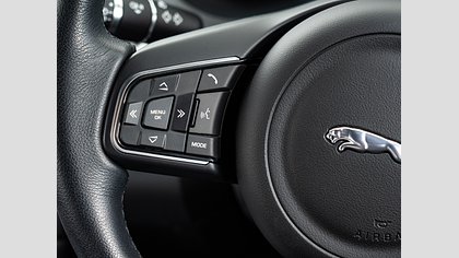 E-Pace 19