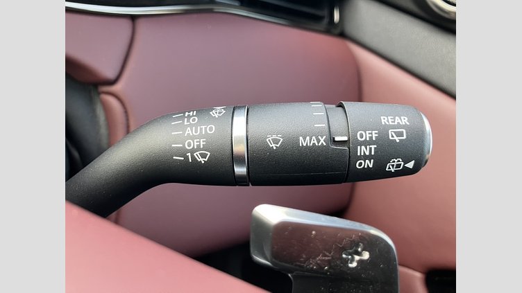 2024 認定中古車 Land Rover Range Rover Evoque サントリーニブラック プラグインハイブリッド（ガソリン） Standard Wheelbase DYNAMIC HSE