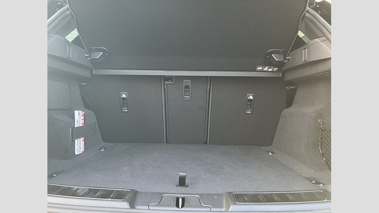 2024 認定中古車 Land Rover Range Rover Evoque サントリーニブラック プラグインハイブリッド（ガソリン） Standard Wheelbase DYNAMIC HSE