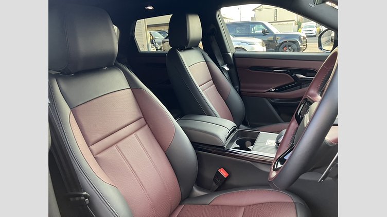 2024 認定中古車 Land Rover Range Rover Evoque サントリーニブラック プラグインハイブリッド（ガソリン） Standard Wheelbase DYNAMIC HSE