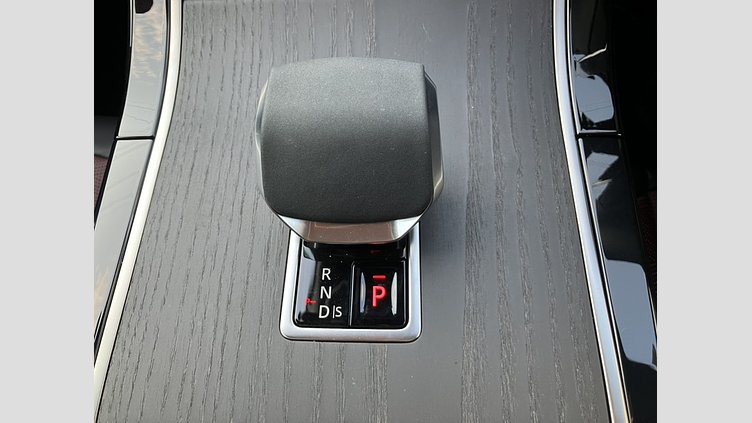 2024 認定中古車 Land Rover Range Rover Evoque サントリーニブラック プラグインハイブリッド（ガソリン） Standard Wheelbase DYNAMIC HSE