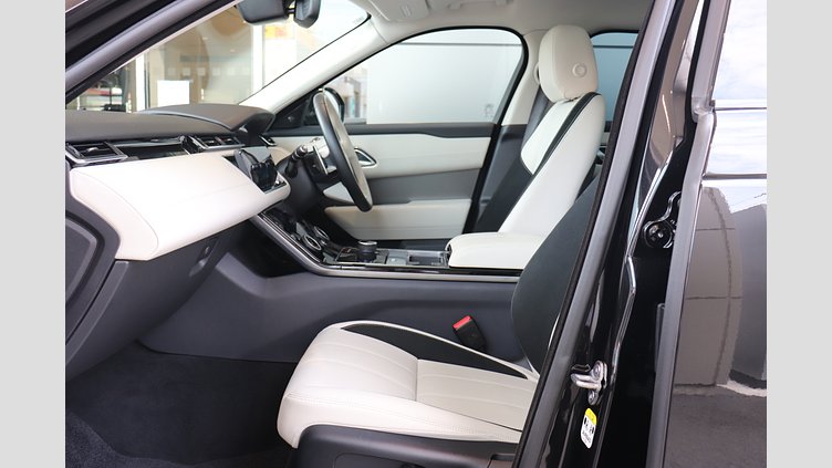 2017 認定中古車 Land Rover Range Rover Velar サントリーニブラック P250 S