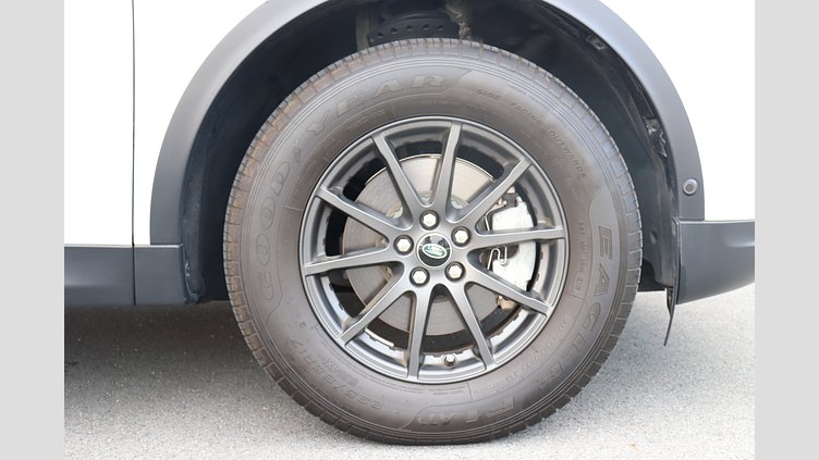 2021 認定中古車 Land Rover Discovery Sport フジホワイト P200 AWD（オートマチック） 標準ホイールベース