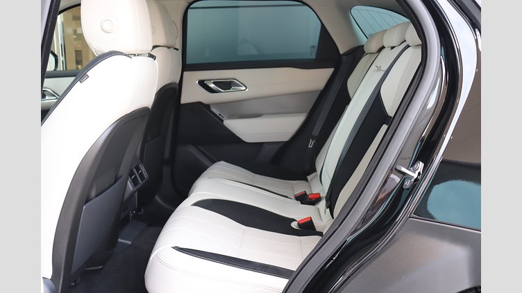 2017 認定中古車 Land Rover Range Rover Velar サントリーニブラック P250 S