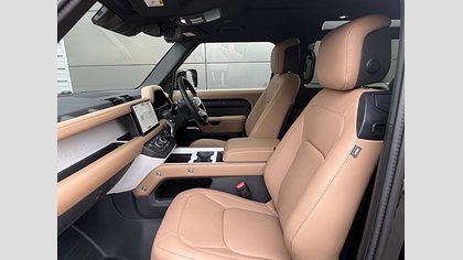 Defender 90 2