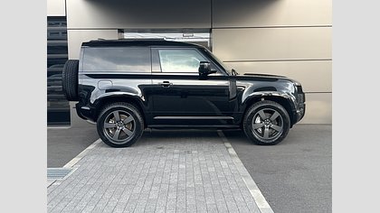 Defender 90 11