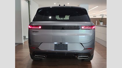 Range Rover Sport 8