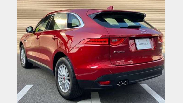 2018 認定中古車 Jaguar F-Pace Firenze Red ８AT プレステージ　２０d