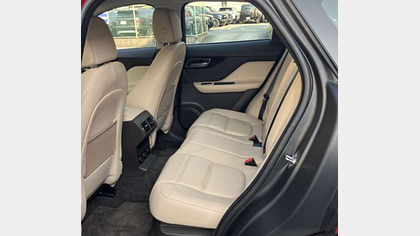 F-Pace 4